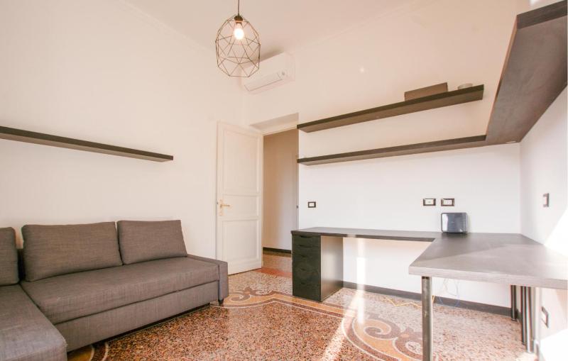 3 Bedroom Nice Apartment In Genova - image 25