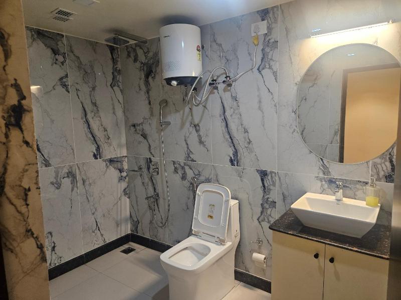 Shahenshah Hotel in Civil Lines Prayagraj - image 7