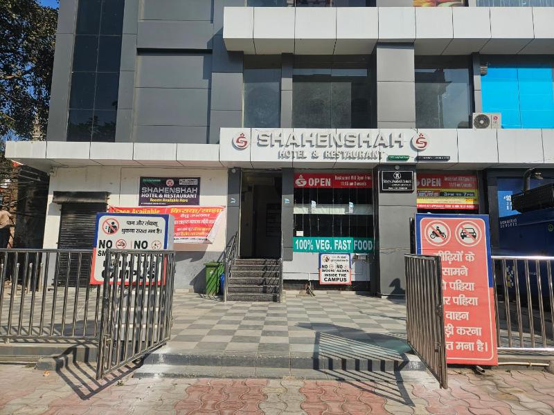 Shahenshah Prayagraj - image 8
