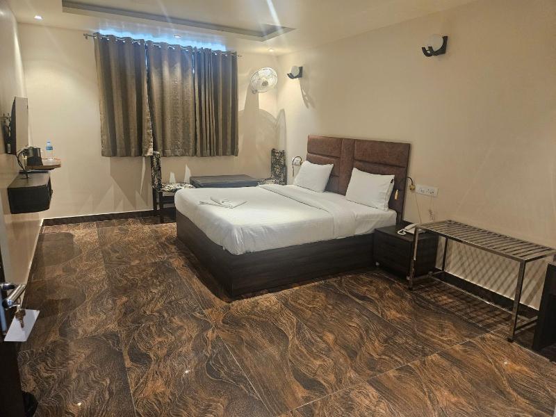 Shahenshah Hotel in Civil Lines Prayagraj - image 16