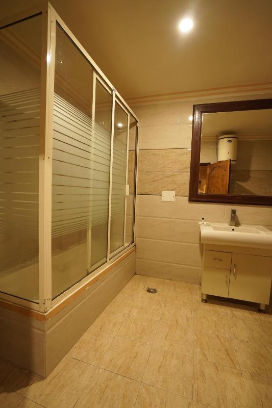 Royal Palace Resort Bhagsunag - Family & Couple Friendly Hotel in McLeod Ganj #RoyalPalaceResortBhagsunag #RoyalPalaceResort #BhagsunagHotel #HotelInMcLeodGanj #FamilyFriendlyHotel #CoupleFriendlyHotel #HotelNearBhagsuWaterfall #DharamshalaHotels #Himacha - image 37