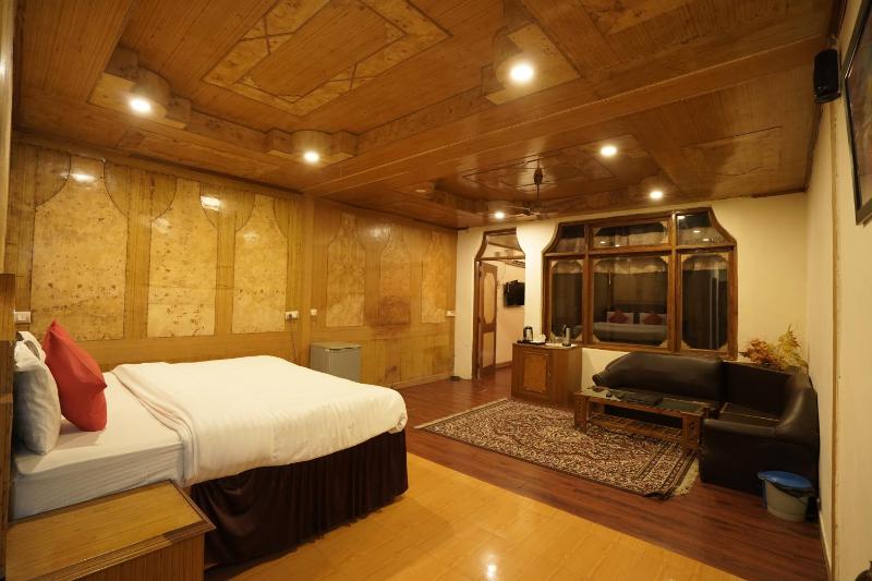 Royal Palace Resort Bhagsunag - Family & Couple Friendly Hotel in McLeod Ganj #RoyalPalaceResortBhagsunag #RoyalPalaceResort #BhagsunagHotel #HotelInMcLeodGanj #FamilyFriendlyHotel #CoupleFriendlyHotel #HotelNearBhagsuWaterfall #DharamshalaHotels #Himacha - image 6