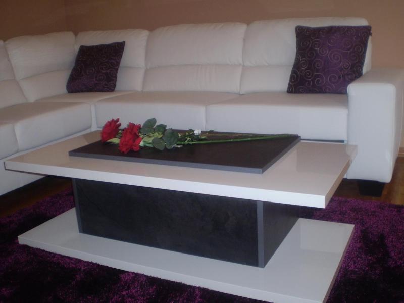 Deluxe Two-Bedroom Apartment with Balcony image 2