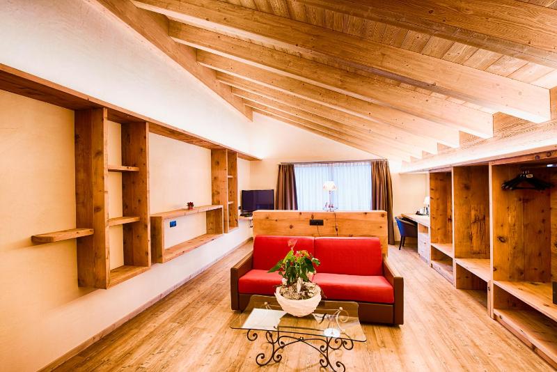 Junior Suite with Sauna image 1