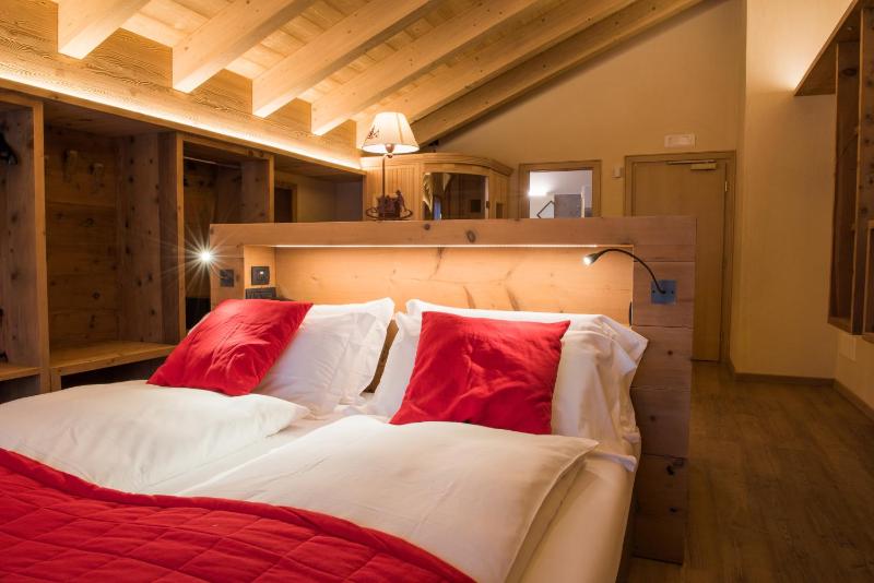Junior Suite with Sauna image 4