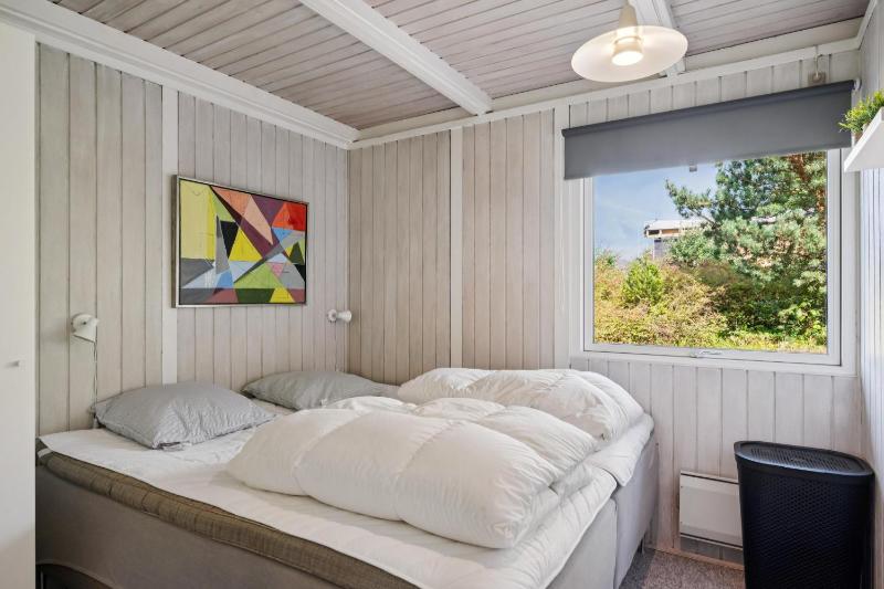Family-Friendly Holiday Home With Panoramic Views Of Ebeltoft Bay And Spacious Outdoor Areas - image 8