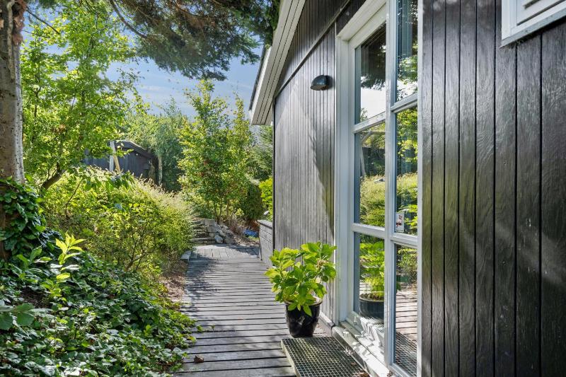 Family-Friendly Holiday Home With Panoramic Views Of Ebeltoft Bay And Spacious Outdoor Areas - image 19