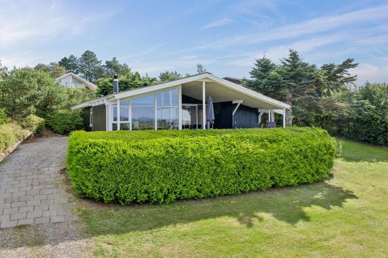 Family-Friendly Holiday Home With Panoramic Views Of Ebeltoft Bay And Spacious Outdoor Areas - image 10