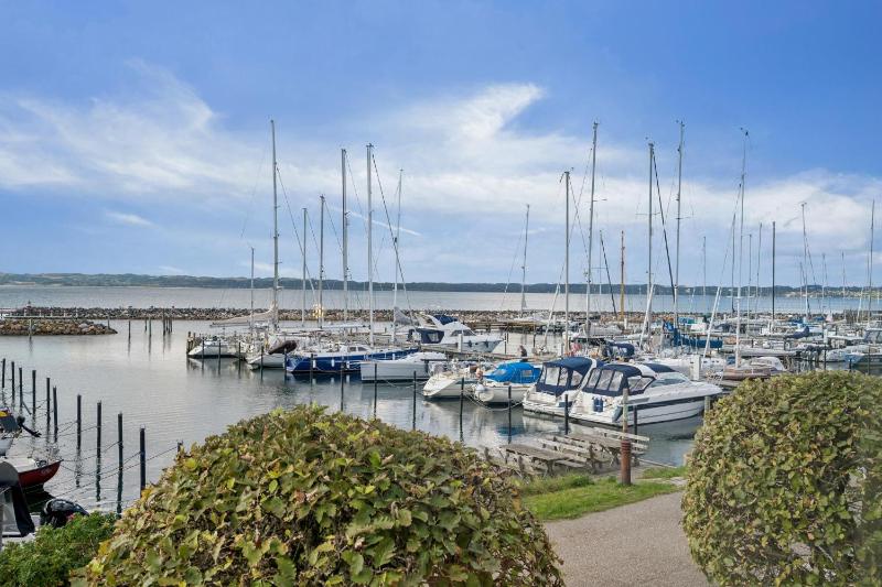 Exclusive Holiday Home With Stunning Marina Views In Ebeltoft - image 5