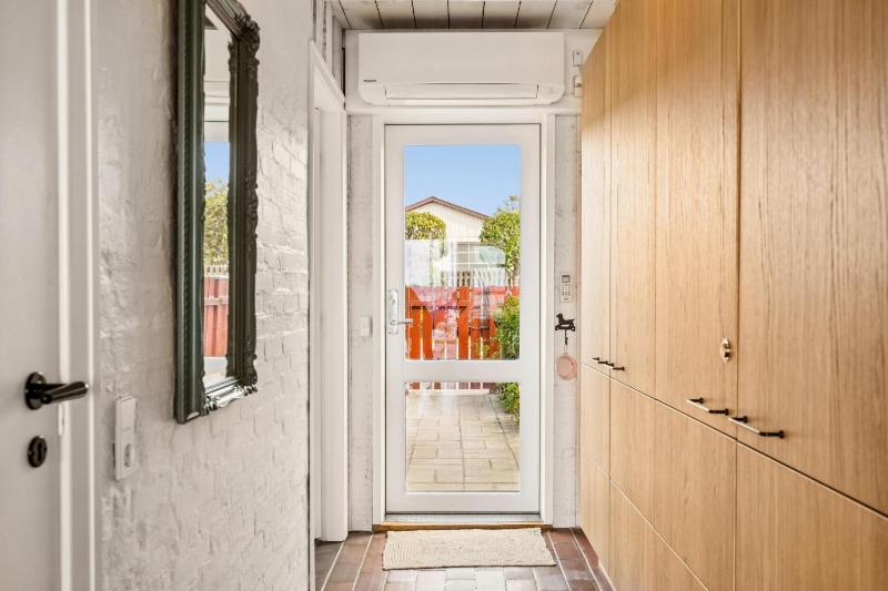 Exclusive Holiday Home With Stunning Marina Views In Ebeltoft - image 2