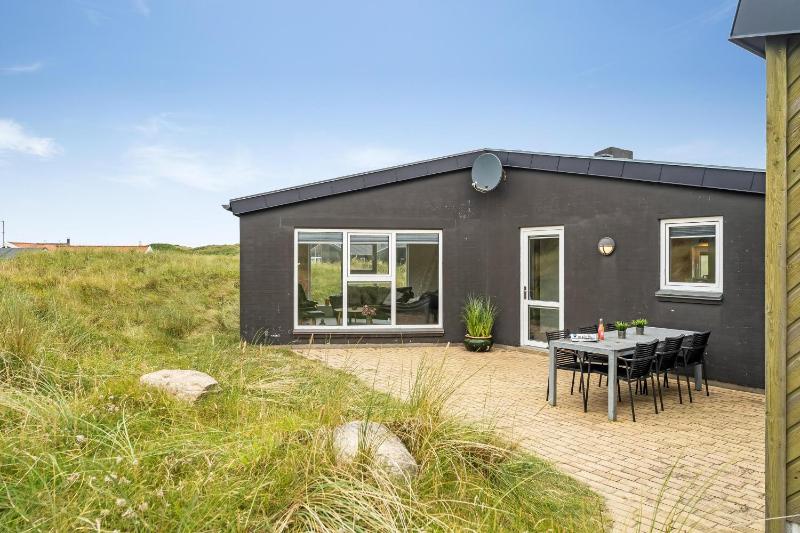 Lovely Hot-Tub House In Klitmøller 100 Meters From The North Sea - image 16
