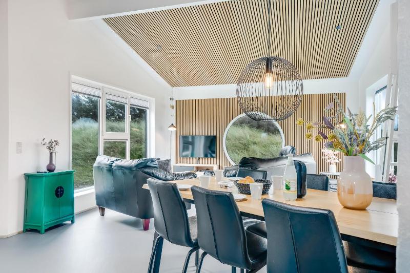 Lovely Hot-Tub House In Klitmøller 100 Meters From The North Sea - image 4