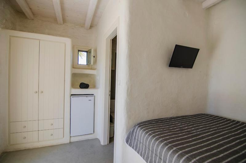 Economy Traditional Double Room  image 2