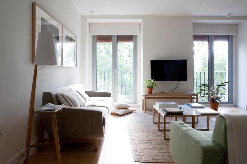 Three-Bedroom Apartment image 3