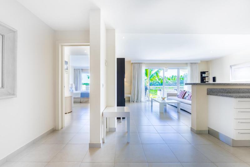 Iberostate 2BR Apartment - BBQ Terrace Lake & Golf Views Beach Club Access - image 38