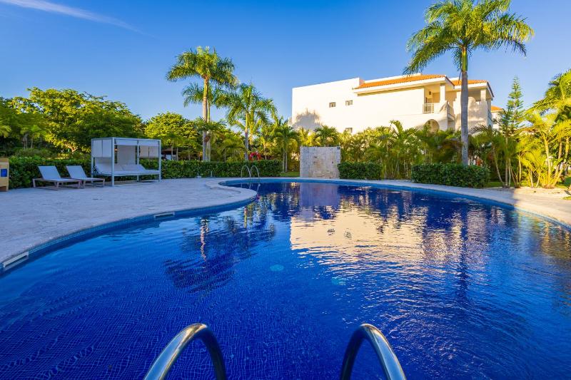 Iberostate 2BR Apartment - BBQ Terrace Lake & Golf Views Beach Club Access - image 15
