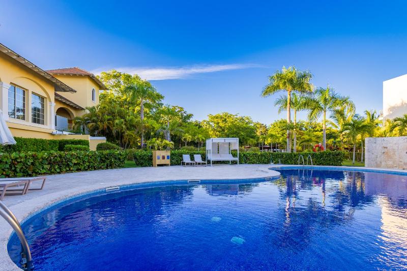 Iberostate 2BR Apartment - BBQ Terrace Lake & Golf Views Beach Club Access - image 32