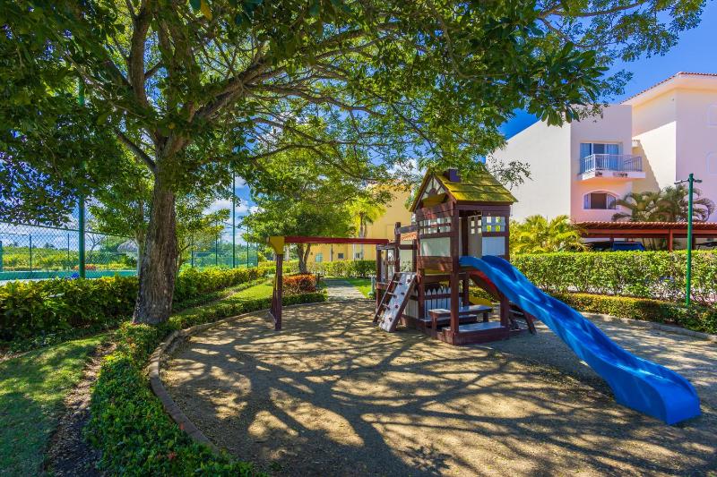 Iberostate 2BR Apartment - BBQ Terrace Lake & Golf Views Beach Club Access - image 16