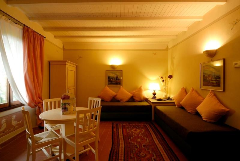 Triple Room image 4