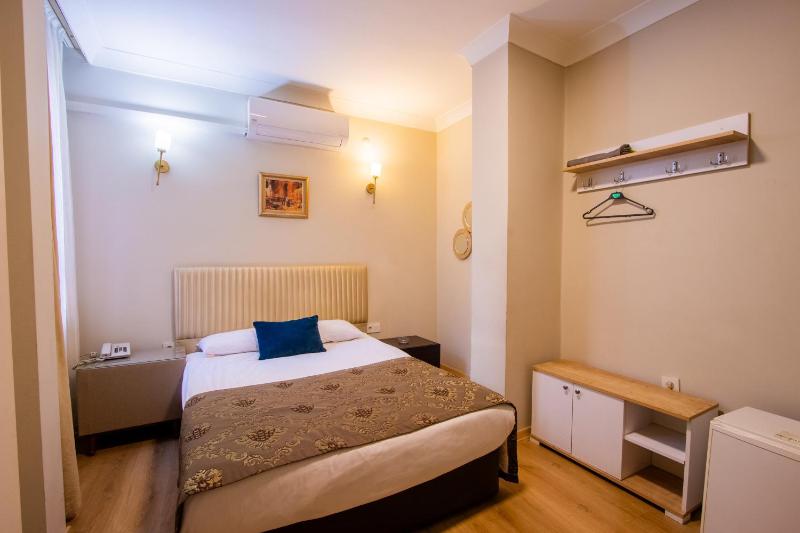 Tac Hotel - image 9