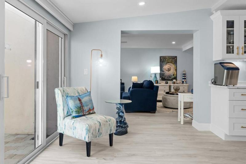 Lighthouse Point 121 - image 44