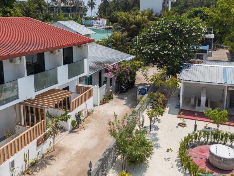 Silver Bay Kamadhoo - image 9