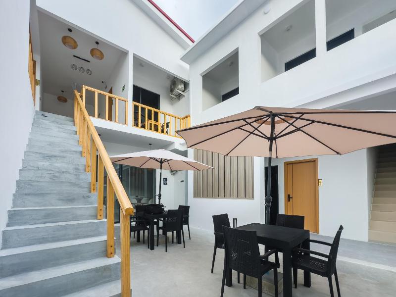Silver Bay Kamadhoo - image 10