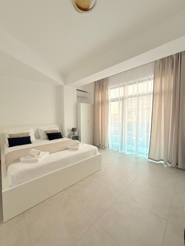 Amira Residence - image 33