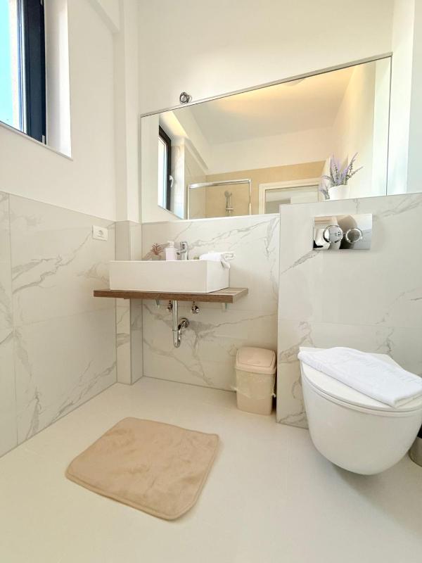 Amira Residence - image 20