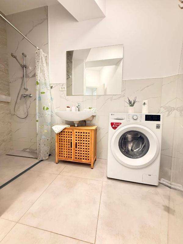 Amira Residence - image 11