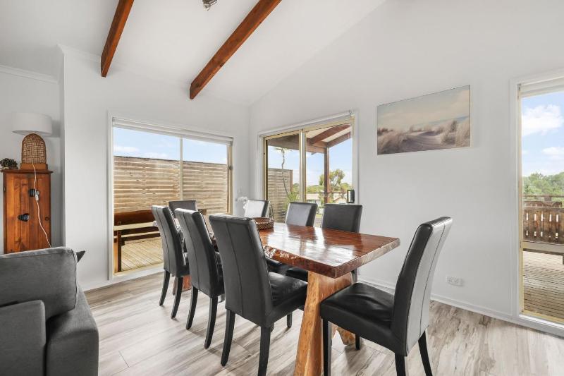Settlement Sands Cowes - image 3