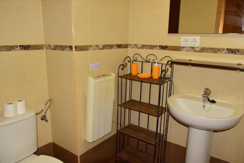 Studio Apartment image 3