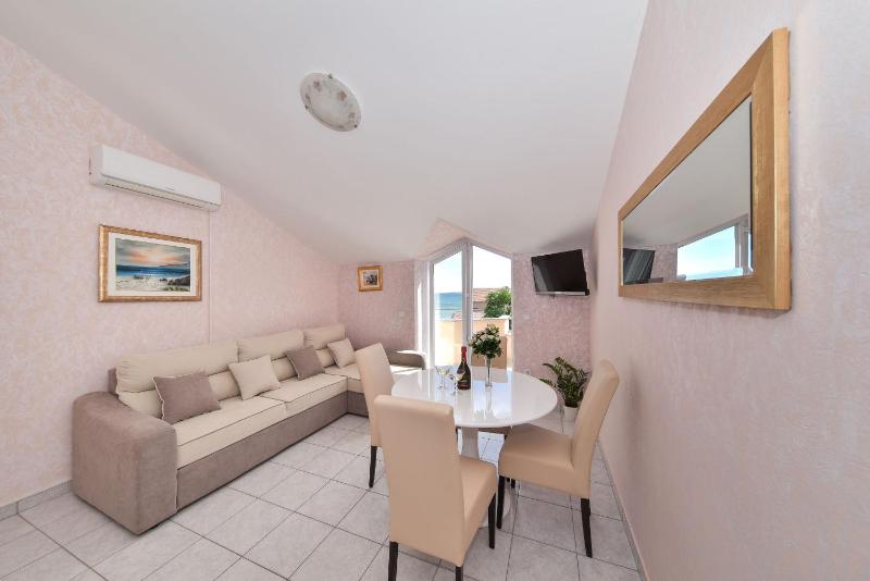 Apartments Medanic - image 16