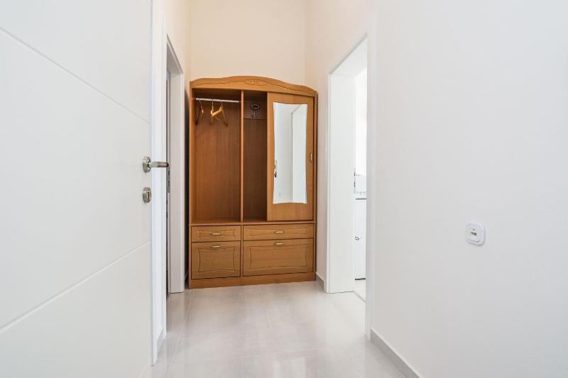Apartments Medanic - image 4