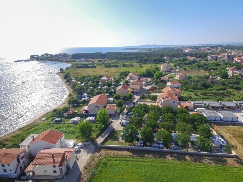 Camp Medanic - image 12