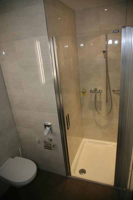 Double Room image 1