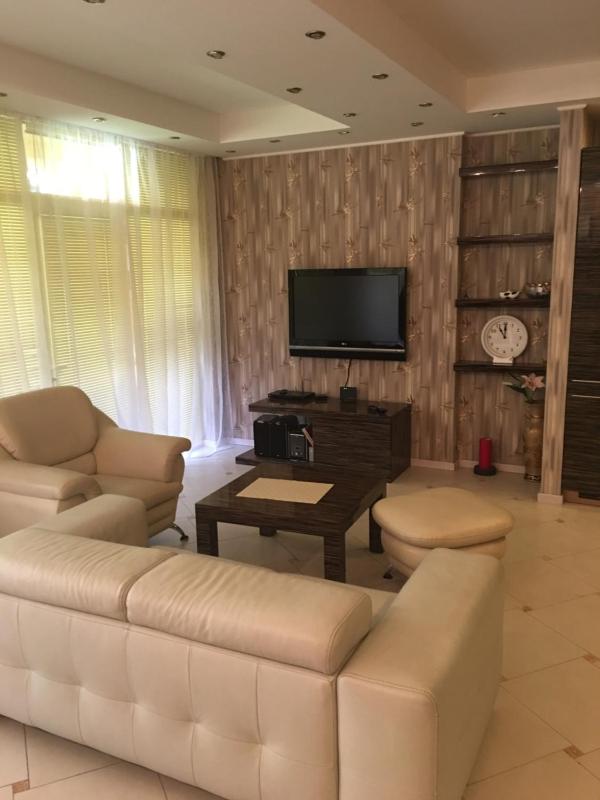 Duplex Apartment image 3
