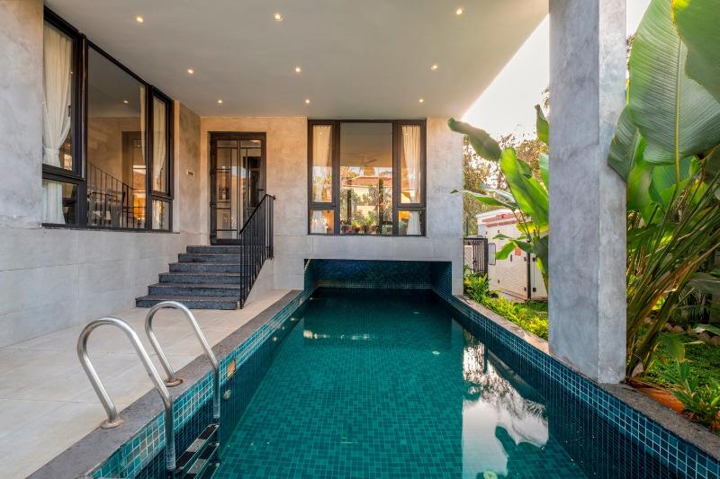 The Meredian Villa C by tisyastays - image 14