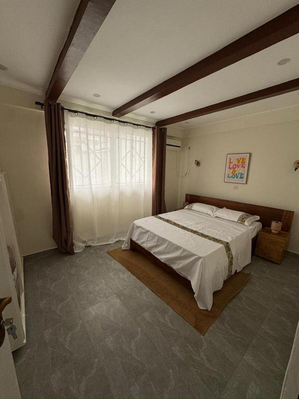 The House of Love - image 5