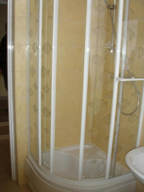Double or Twin Room image 3
