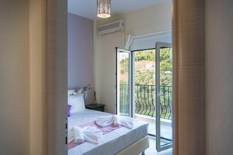 Villa Albanis - image 12
