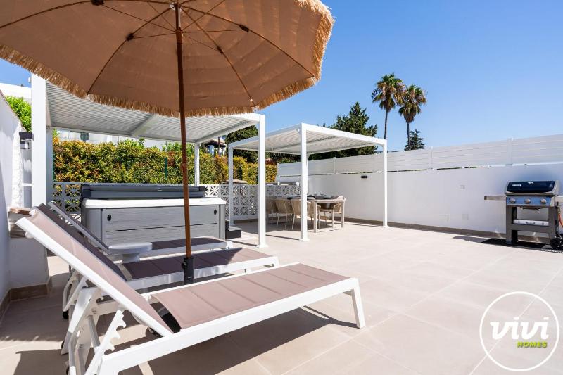 ViVi Homes - Montesol - Terrace - jacuzzi - sea view - image 27