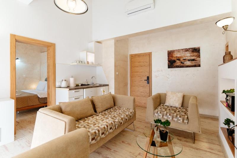 Bofima Apartments - image 10