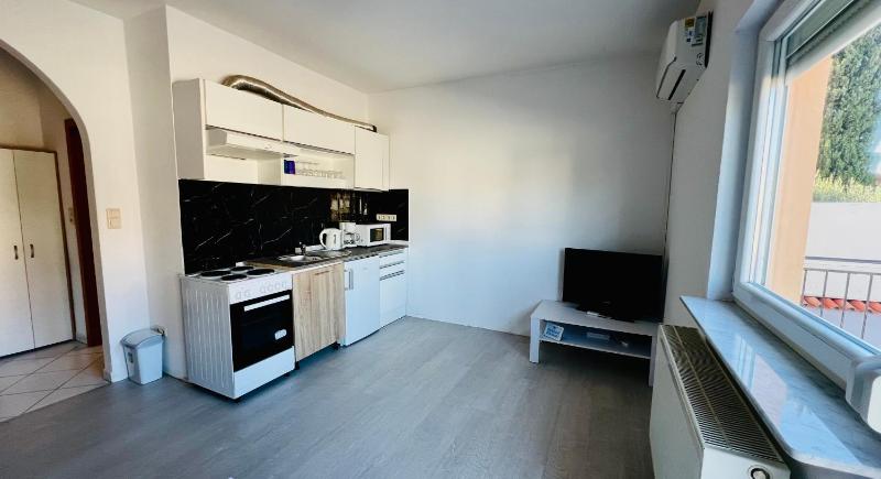 Apartmani Cassiopeia - image 19