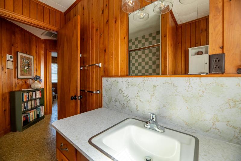 Williams - S Nags Head MP 19 100 Ft to the Beach Ocean View 3 Bedrooms Close to Pier - image 14
