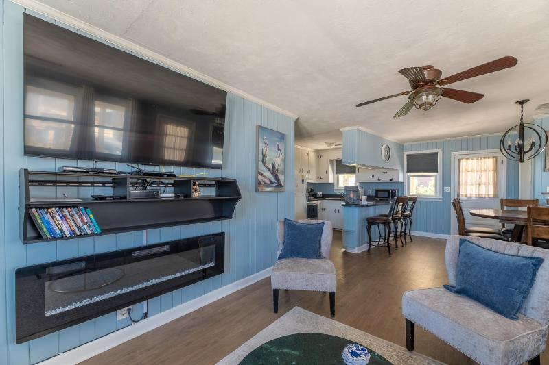 Aqua Hol - S Nags Head MP 18 Oceanfront Ocean View 3 Bedrooms Flex Stays Pets OK - image 31