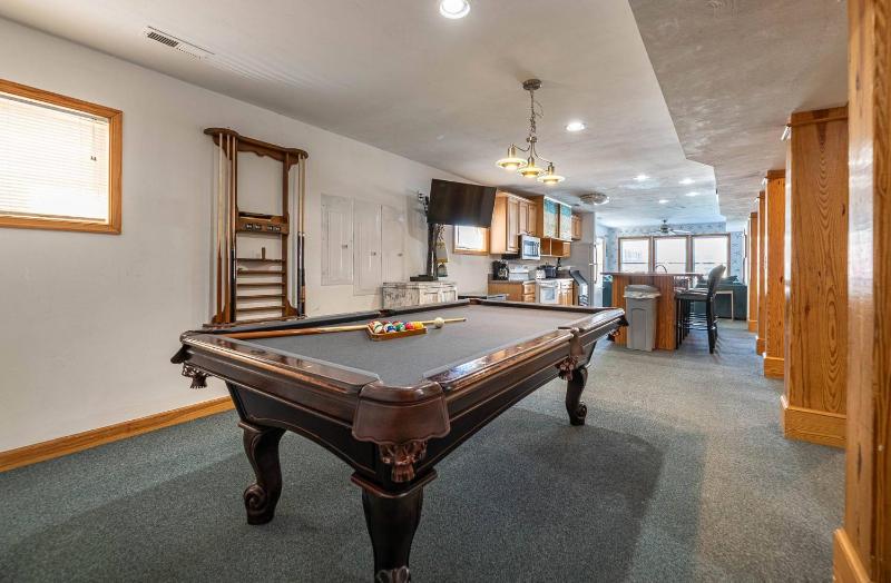 A Big Catch - KDH MP 8.5 Oceanfront Elevator Pool Hot Tub Spacious 10 Bedrooms Pets OK - image 43
