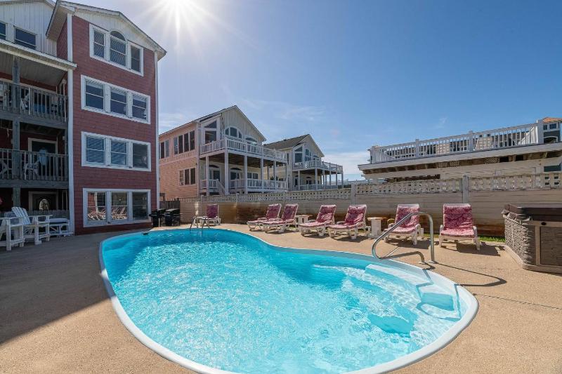 A Big Catch - KDH MP 8.5 Oceanfront Elevator Pool Hot Tub Spacious 10 Bedrooms Pets OK - image 45