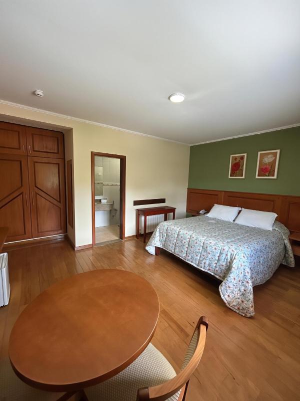 Pousada Vilage Inn Campos do Jordão - image 15