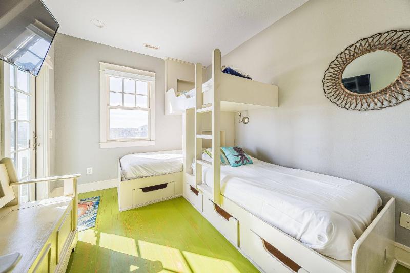 Outside-In - S Nags Head MP 18.5 Luxury Oceanfront Elevator Pool Cabana Home Theatre Pets OK - image 11